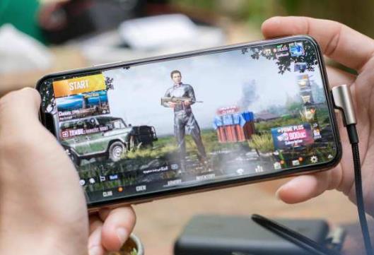 2026年玩哪些游戏，一天能挣100元？这五个赚钱小游戏都是秒提秒到~！