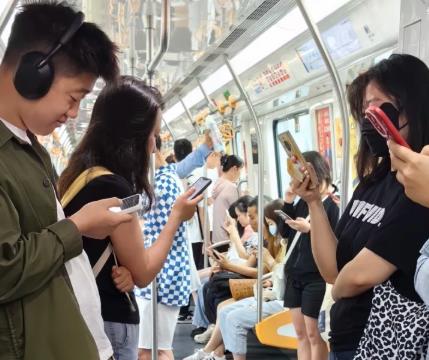 可以直接提现到微信的赚钱游戏，没有广告秒到账配图