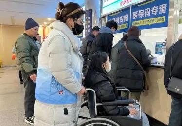 可以做医疗陪诊的软件有哪些？做医疗陪诊一月可以赚1万么？